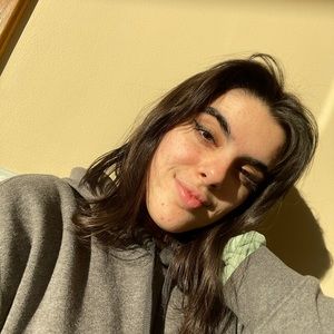 Meet your Posher, Julia!